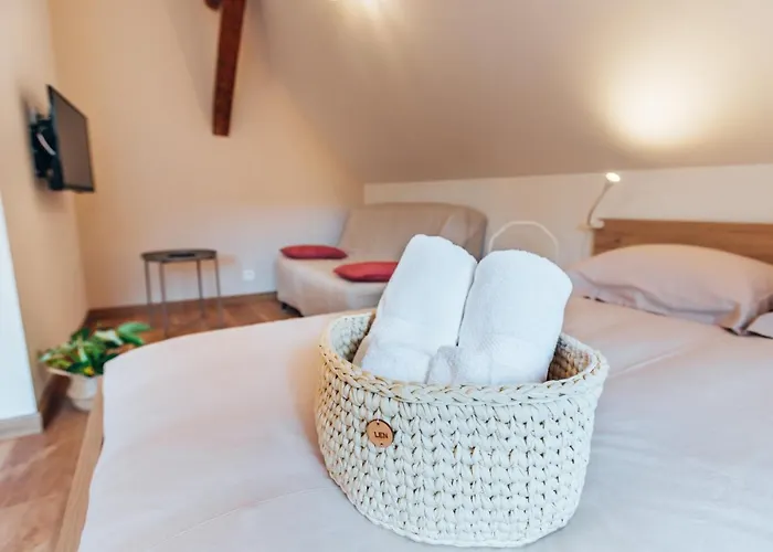 Aux Cerfs Des Vignes - L'annexe Holiday home *